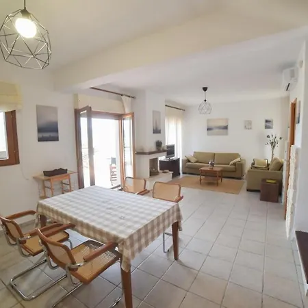 Sea View Maria Holiday home *